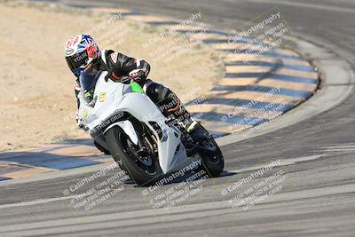 media/Dec-01-2025-Moto Forza (Mon) [[2daa91e15f]]/2-Intermediate Group/Session 2 (Turns 9 and 10)/